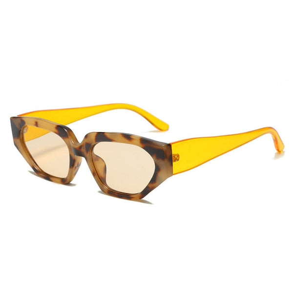Lunettes de soleil Striking Vogue