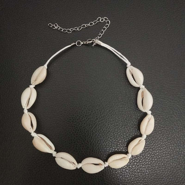 LS | Collier ras-de-cou en coquillages côtier pour femme
